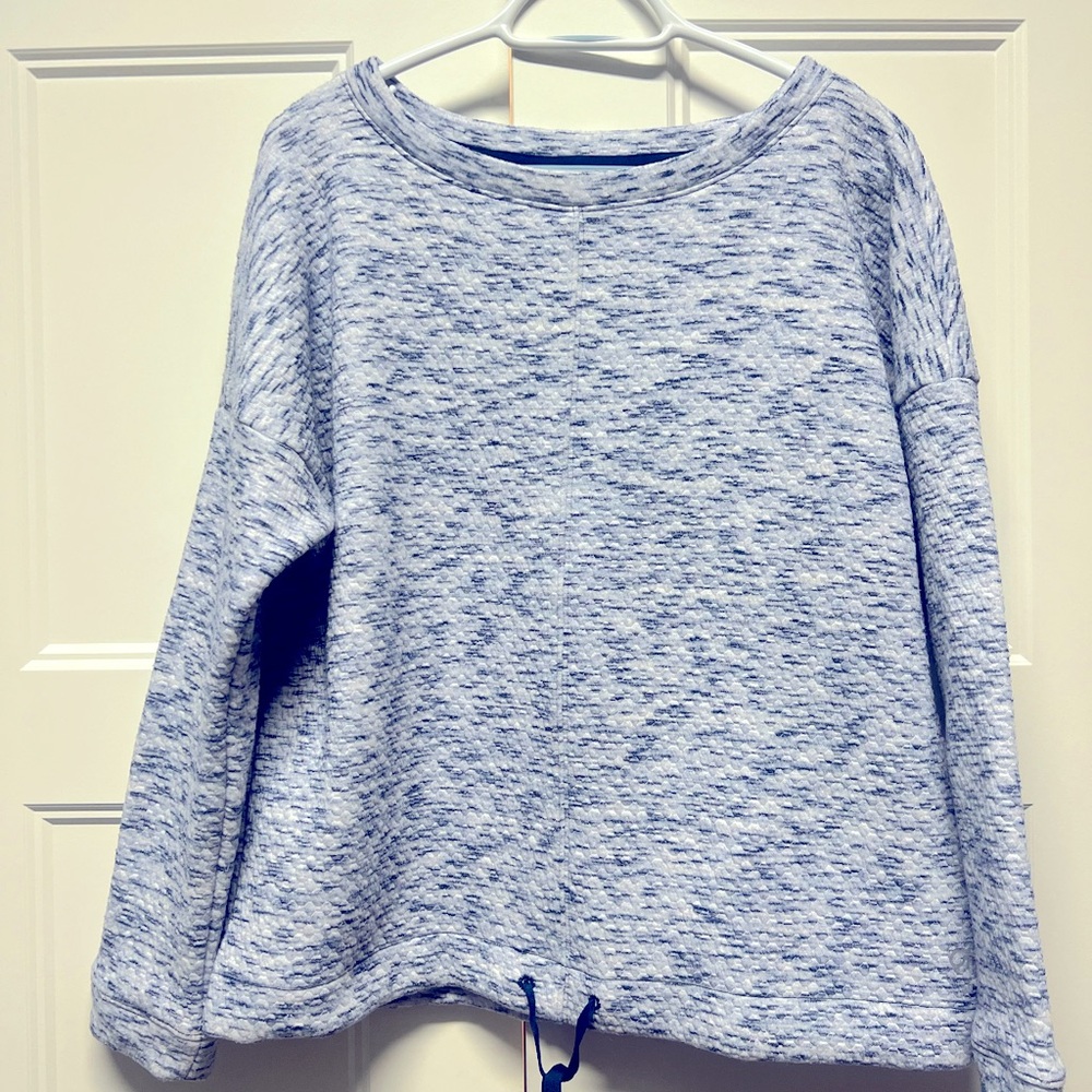 GAP Fit Quilted Crinkle Pullover Sweatshirt: Size Medium